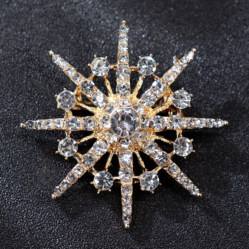 Various pearl, crystal, sapphire, luxurious diamond studded brooch, chest flower