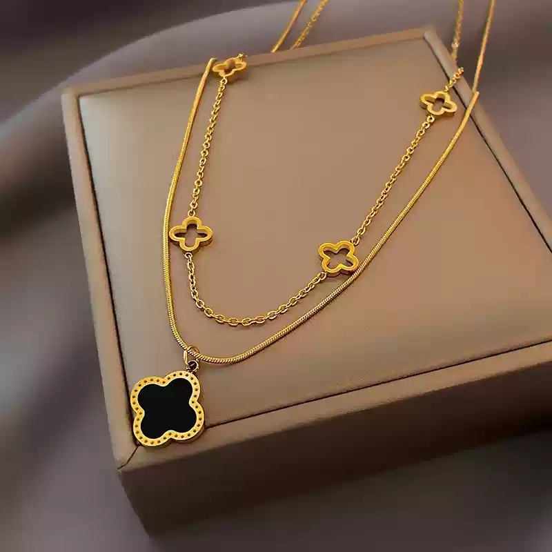 Double layered gold necklace