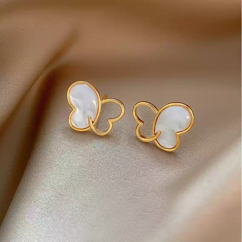 Half hollow butterfly earrings