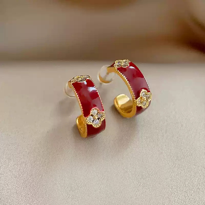 Exquisite Four Leaf Clover Red Glazed Earnail 925 Silver stud post Pair