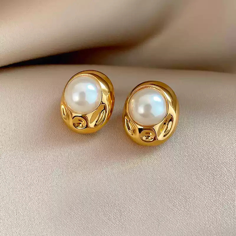 High quality pearl earrings/925 silver stud posts pair