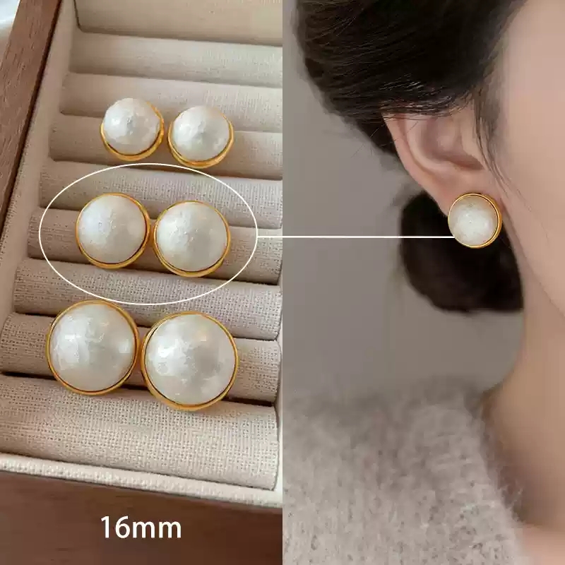 Medium/cotton pearl earrings/925 silver stud posts