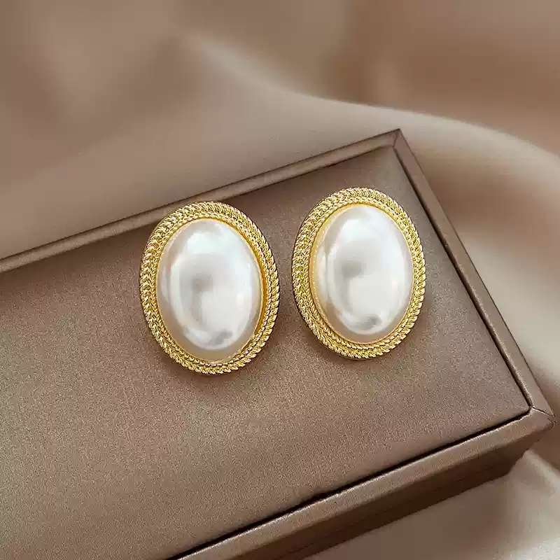 Pearl earrings