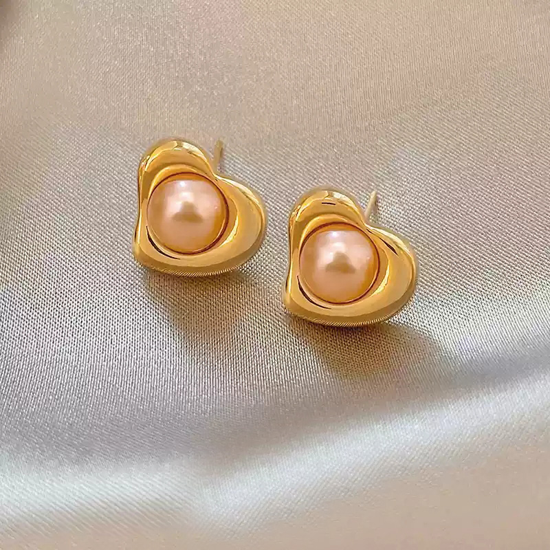 Love Pearl Earrings [Champagne]