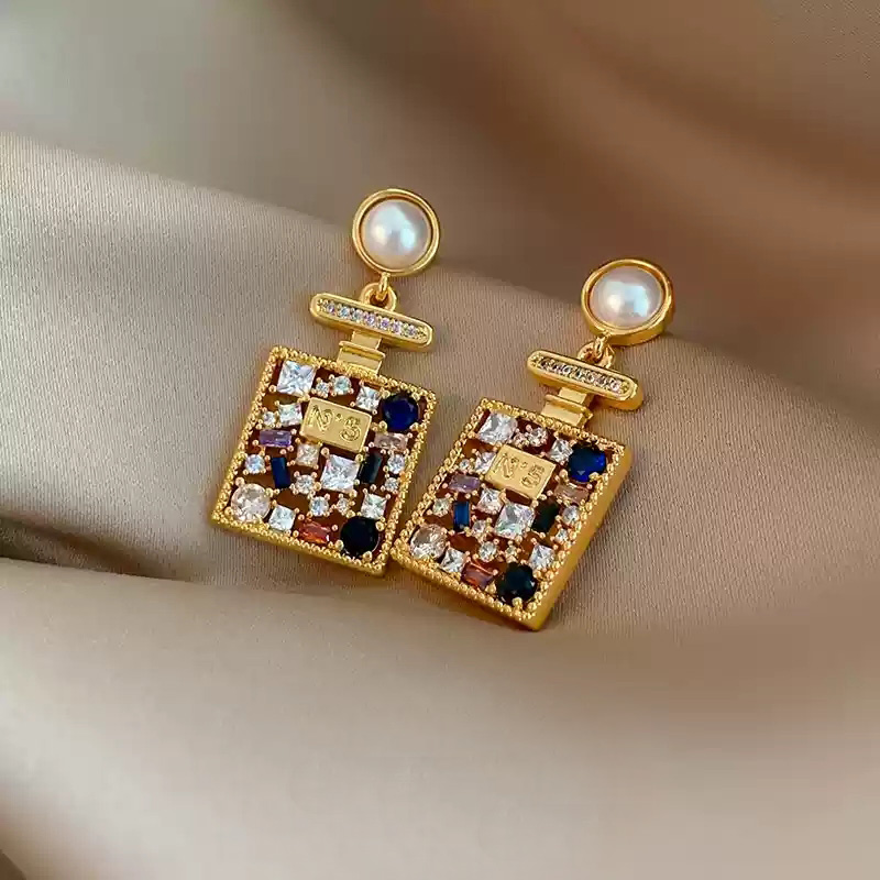 Full diamond perfume bottle pearl earrings