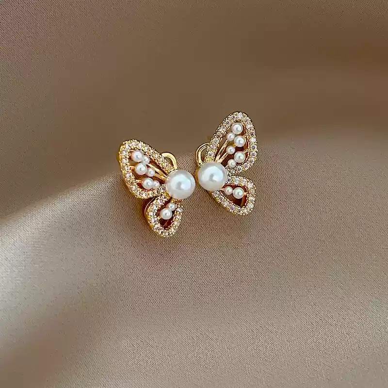 Butterfly pearl zircon earrings