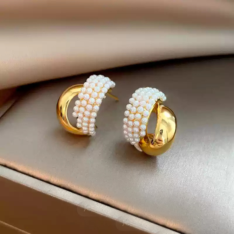 Pearl gold earrings~