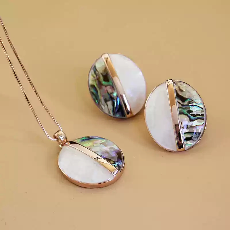 Shell earring necklace 109219.2.94