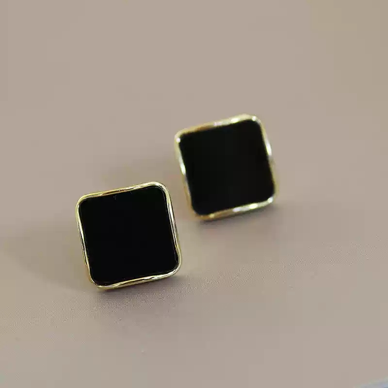 Black diamond earrings 873942.27