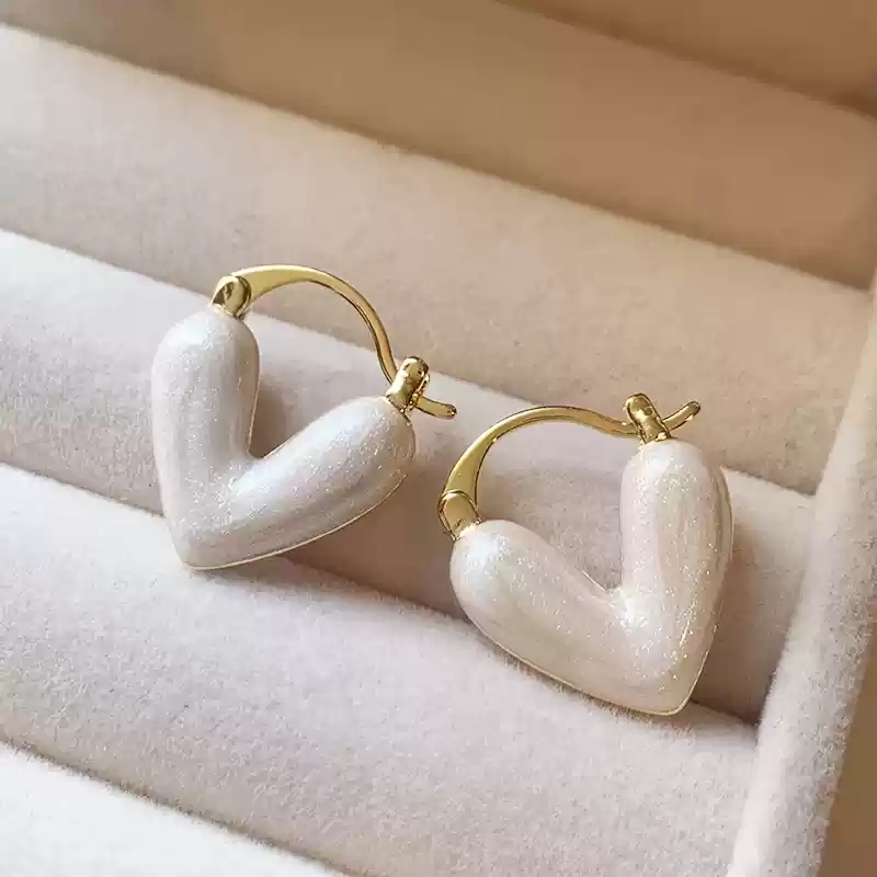 Drip glazed heart-shaped earrings