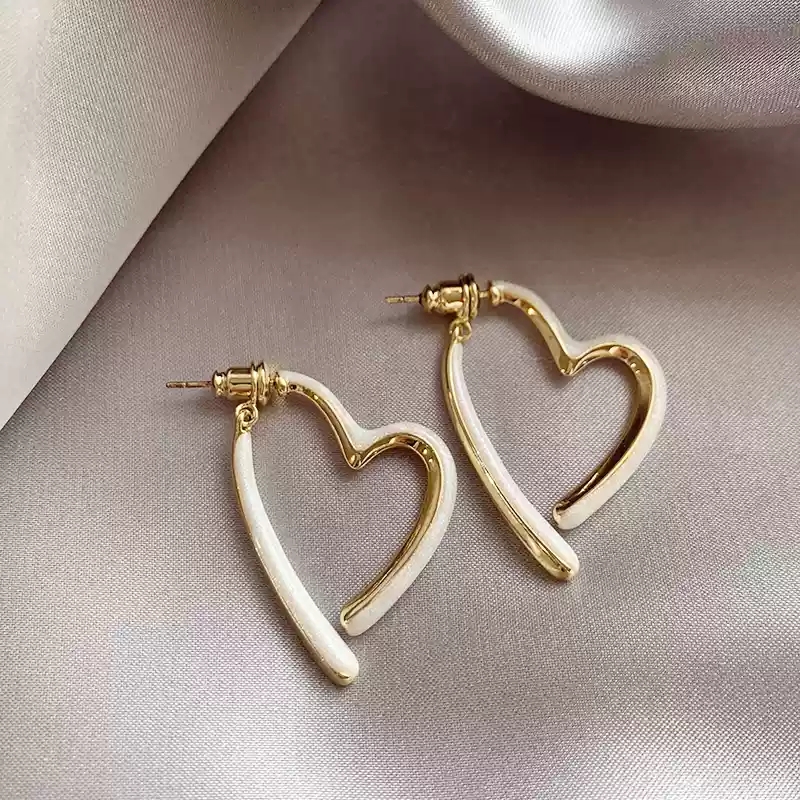 Pearl White Love Earrings