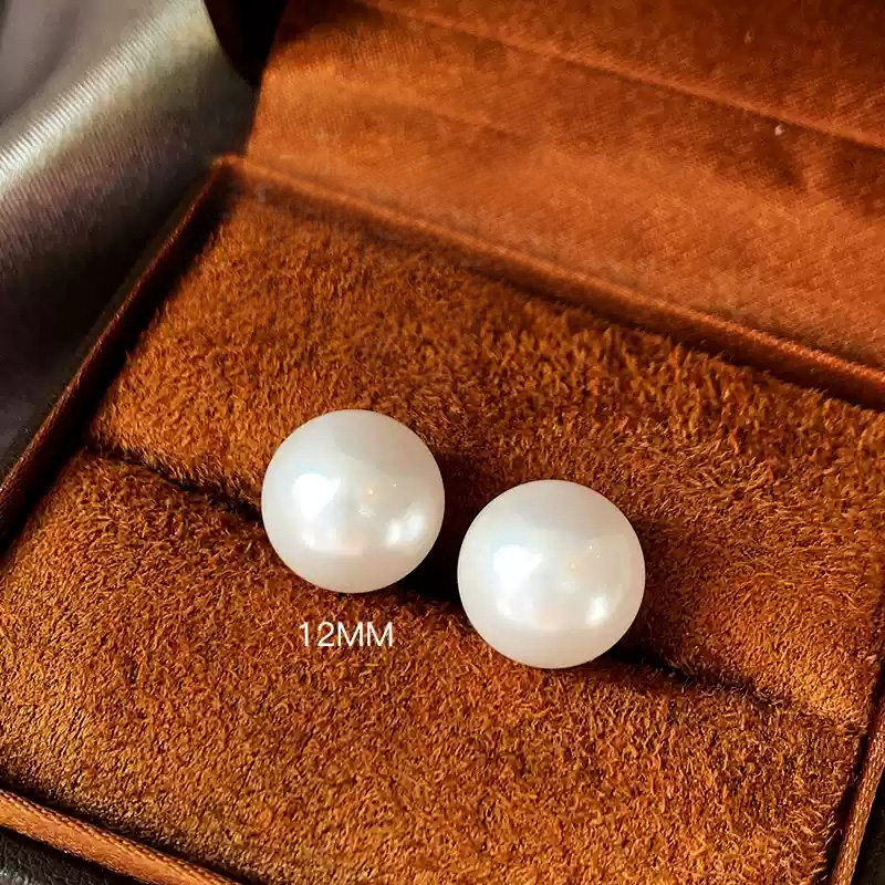 12MM pearl earrings