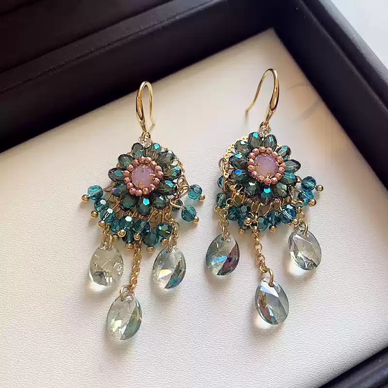 Ethnic style earrings - green