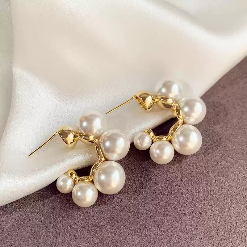 Pearl earrings