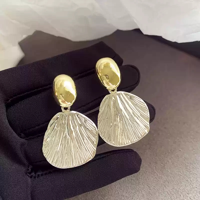 Metal shell earrings