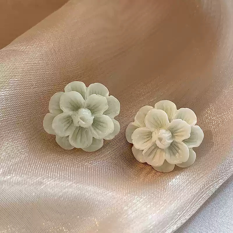 Green flower earrings