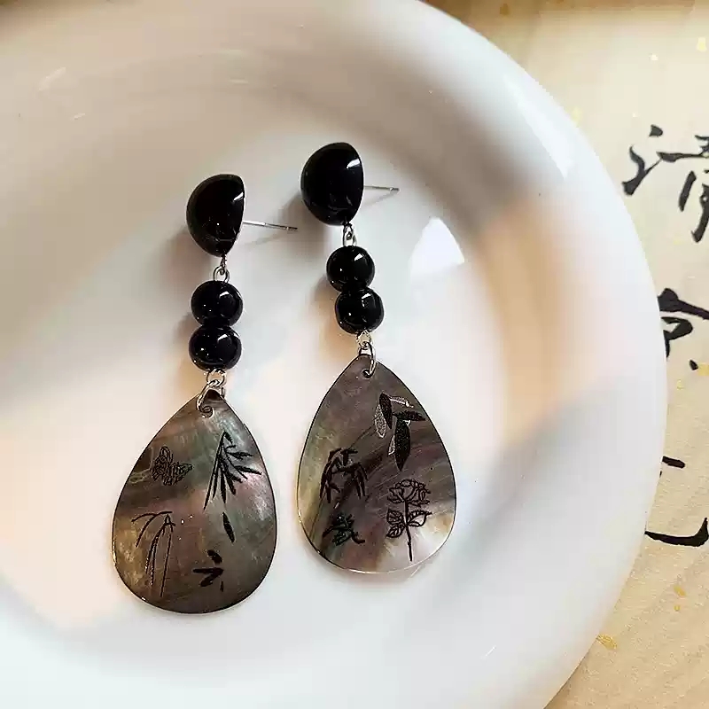 New Chinese style earrings