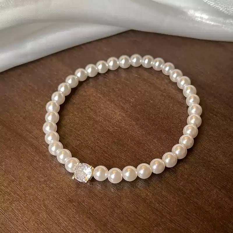 4mm white pearl gold base