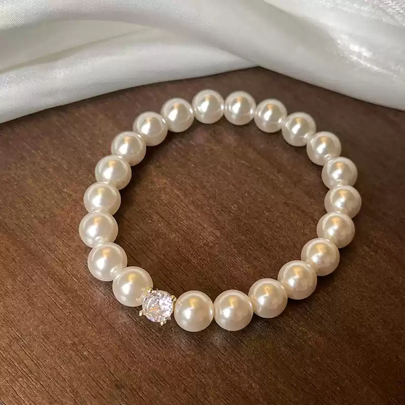 8mm white pearl gold base