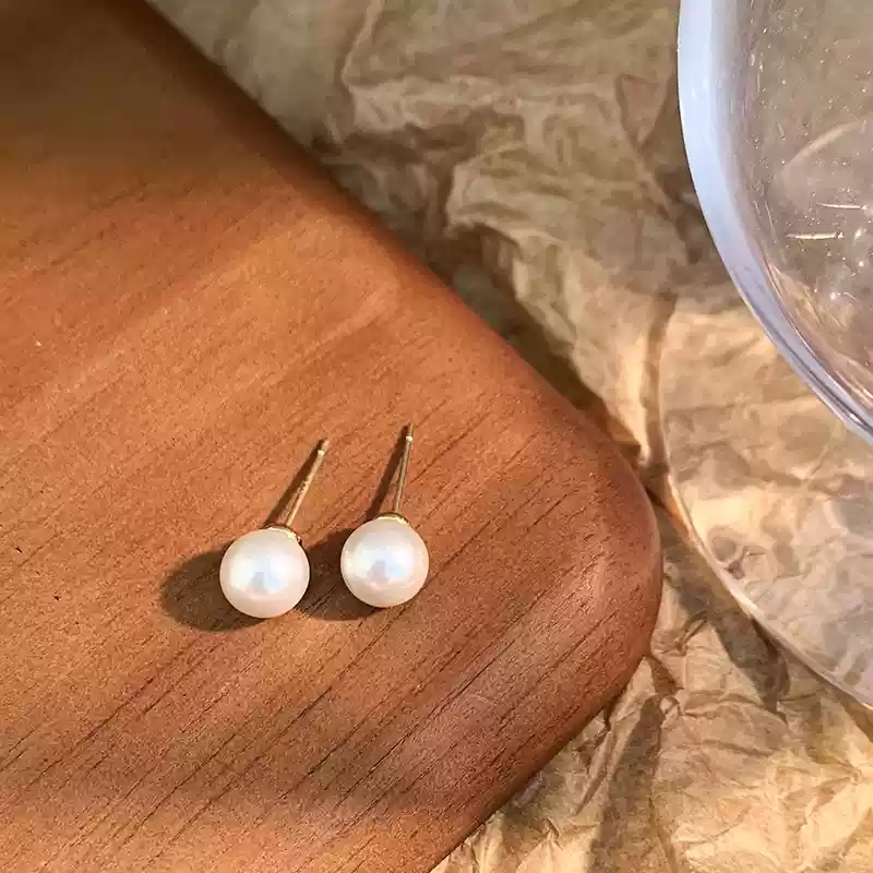 Pearl earrings 8mm