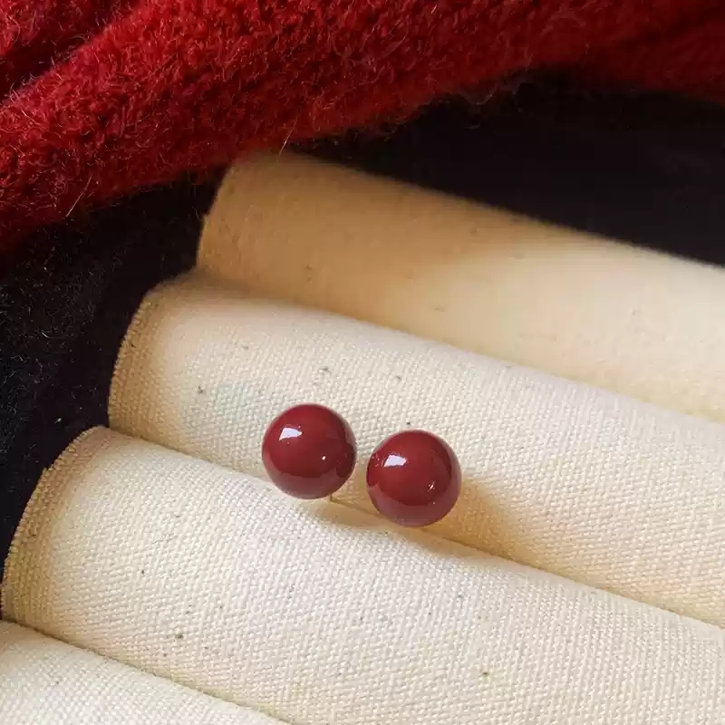 Red bean earrings 8mm