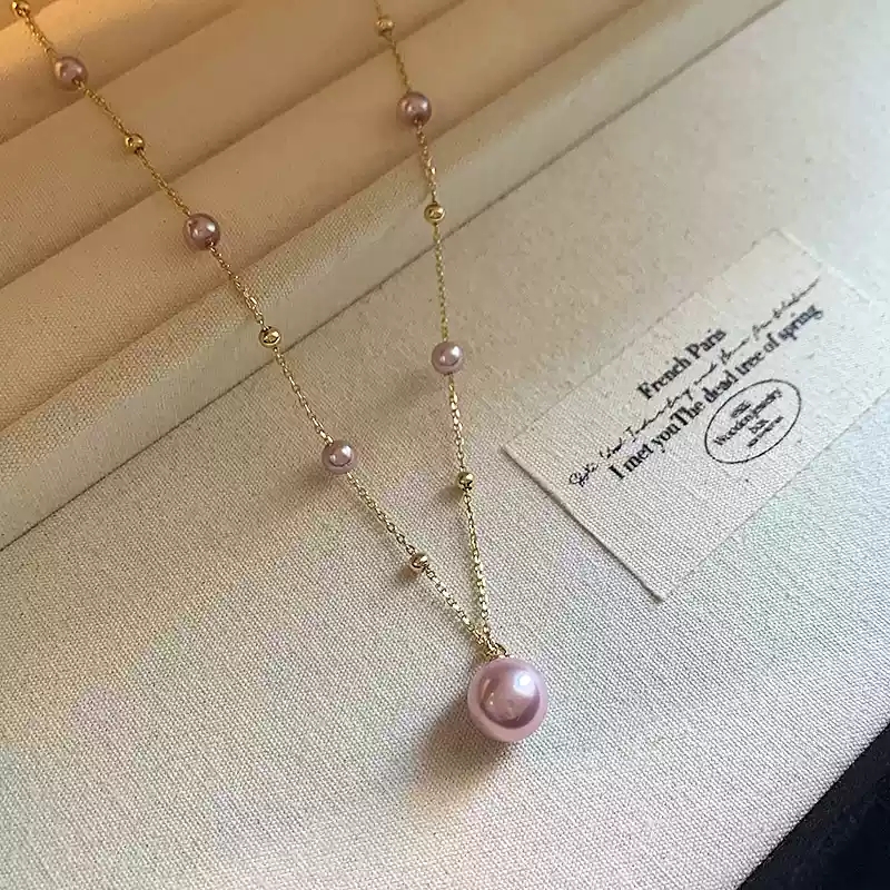 Light purple pearl necklace