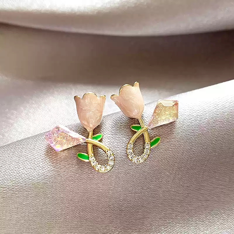 Tulip earrings