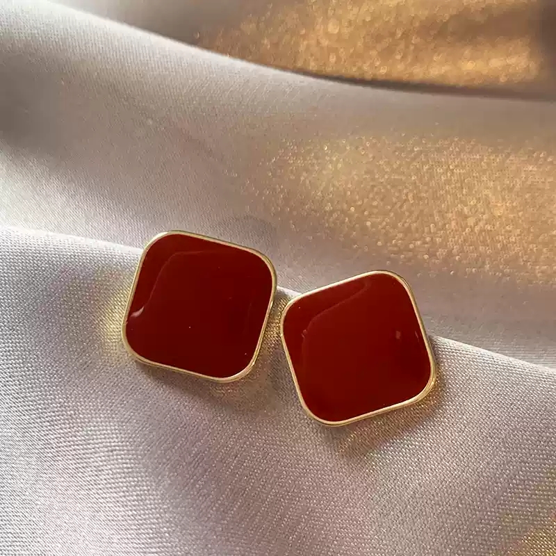 Wine red square earrings