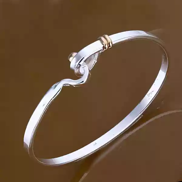 925 Silver Heart Knot Bangle: A Symbol of Love and Connection