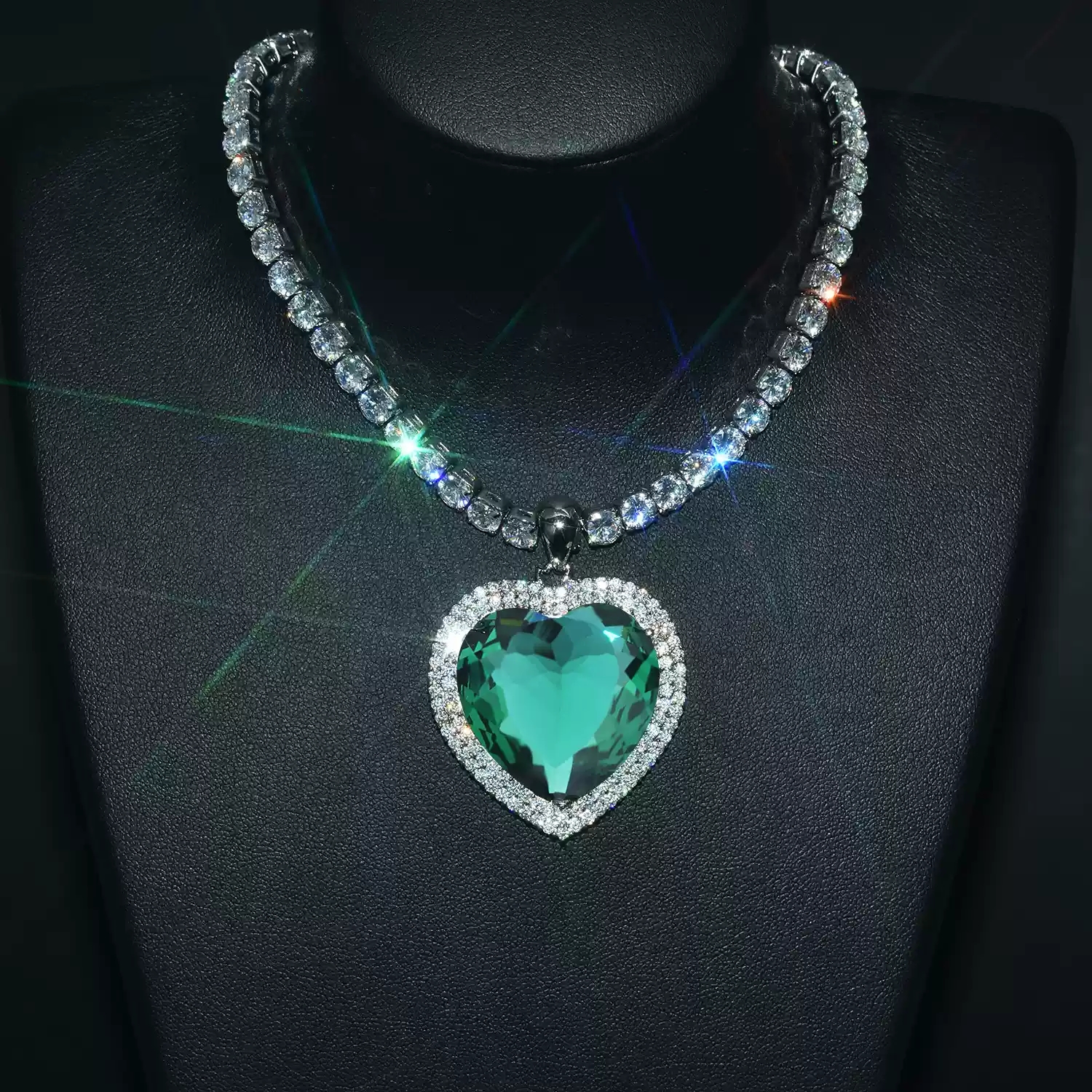 Green Diamond [Including Chain]