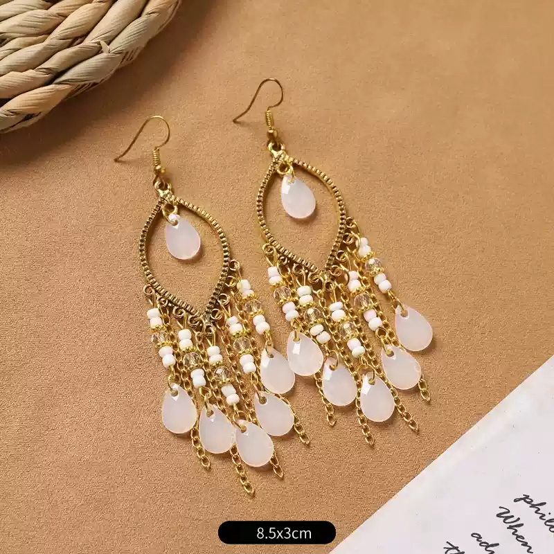 19- Water droplet white crystal tassel