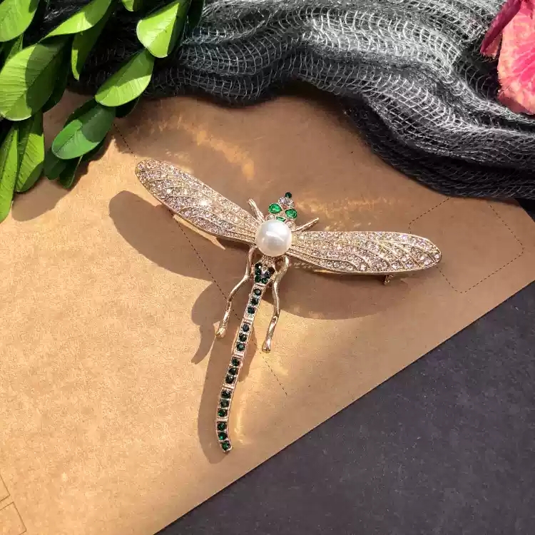 14- Micro set Diamond Dragonfly