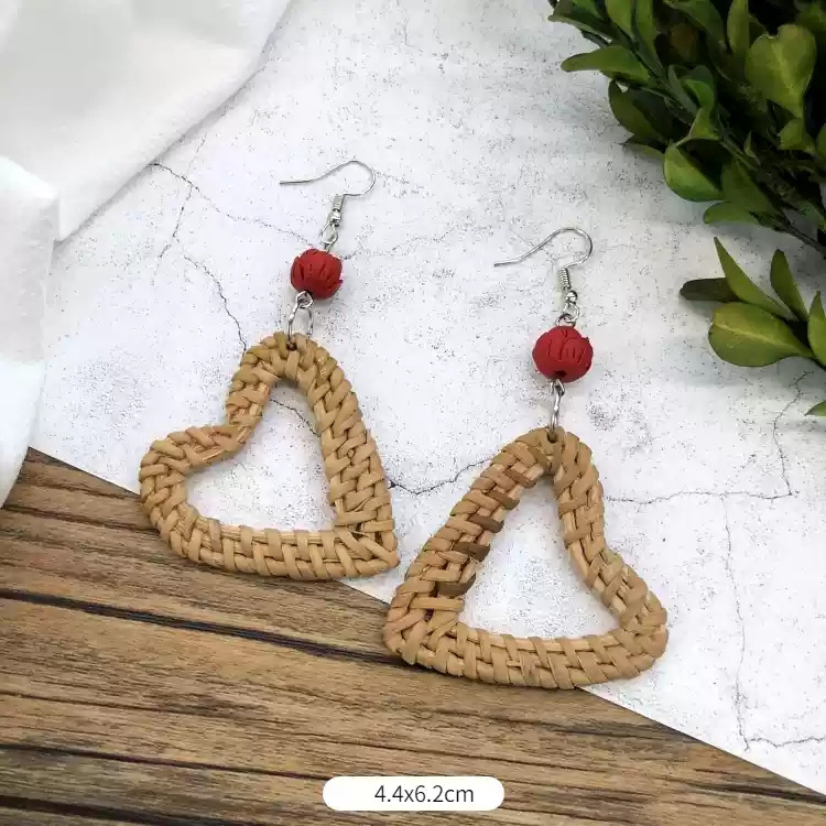 37- woven rattan heart shape