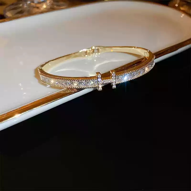 Bracelet - Gold