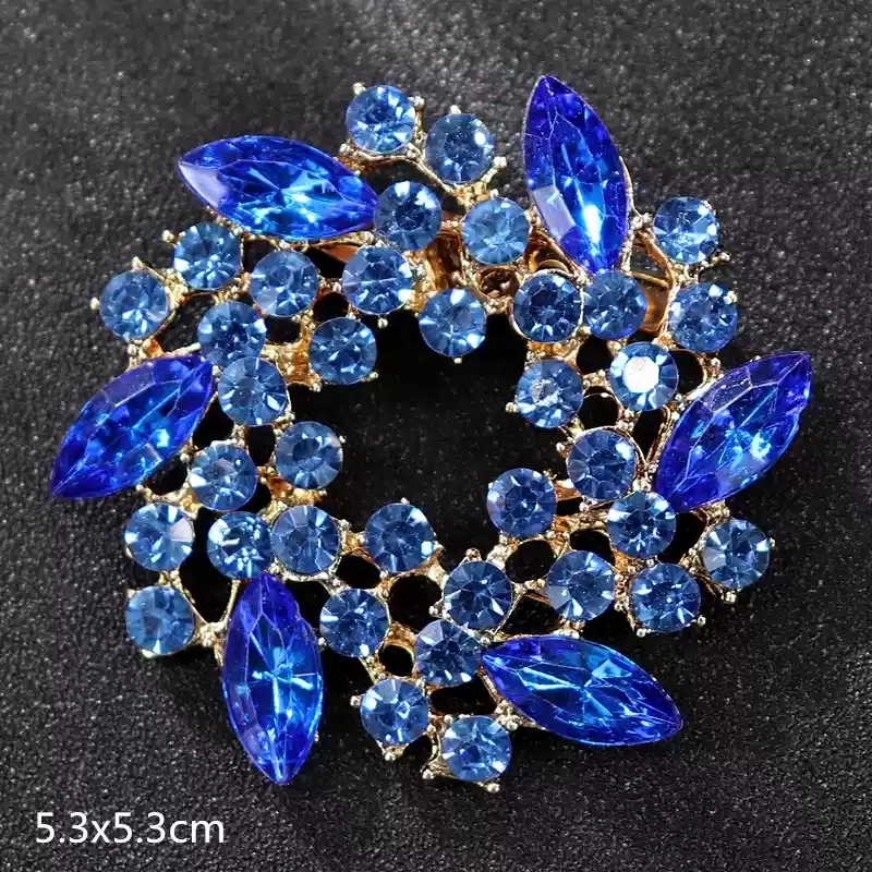 35- Rotating Blue Crystal Flower